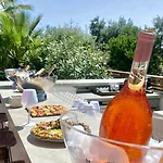 Mas Des îles D'or - Vue Unique, Piscine Chauffée, Jacuzzi, Tennis