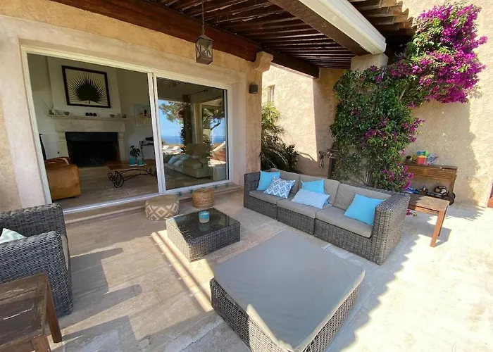 Mas Des Iles D'or - Vue Unique, Piscine Chauffee, Jacuzzi, Tennis * Hyères