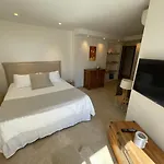 Villa Mas Des Iles D'or - Vue Unique, Piscine Chauffee, Jacuzzi, Tennis *