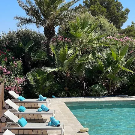 Villa Mas Des Iles D'or - Vue Unique, Piscine Chauffee, Jacuzzi, Tennis *