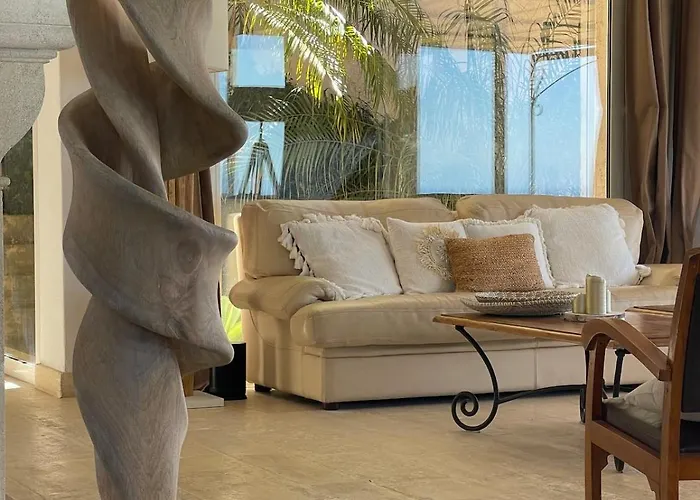 Mas Des îles D'or - Vue Unique, Piscine Chauffée, Jacuzzi, Tennis