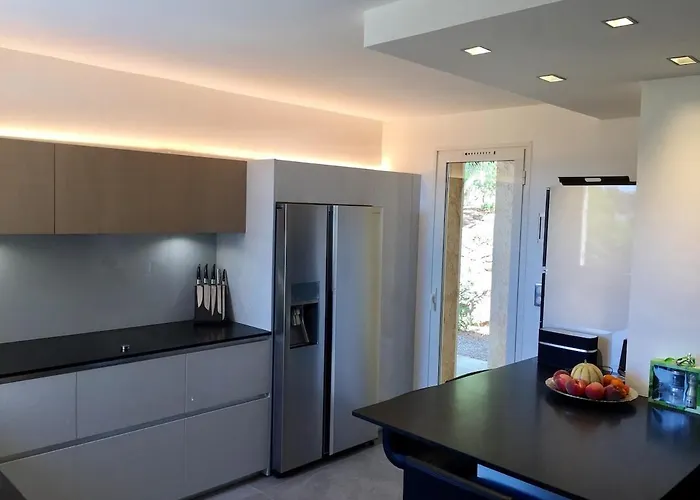 Mas Des îles D'or - Vue Unique, Piscine Chauffée, Jacuzzi, Tennis *