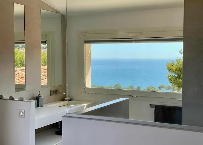 Mas Des îles D'or - Vue Unique, Piscine Chauffée, Jacuzzi, Tennis Hyères