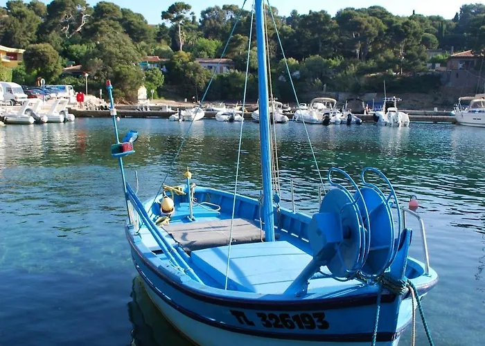 Mas Des îles D'or - Vue Unique, Piscine Chauffée, Jacuzzi, Tennis *