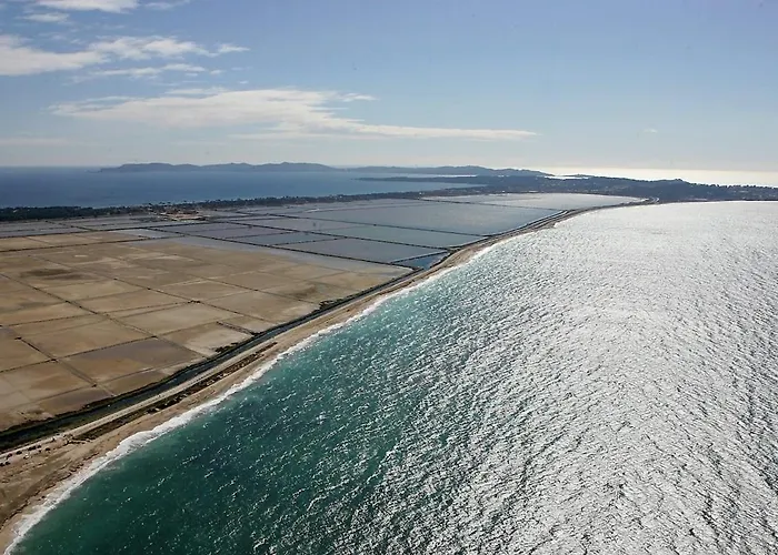 Villa Mas Des îles D'or - Vue Unique, Piscine Chauffée, Jacuzzi, Tennis Hyères
