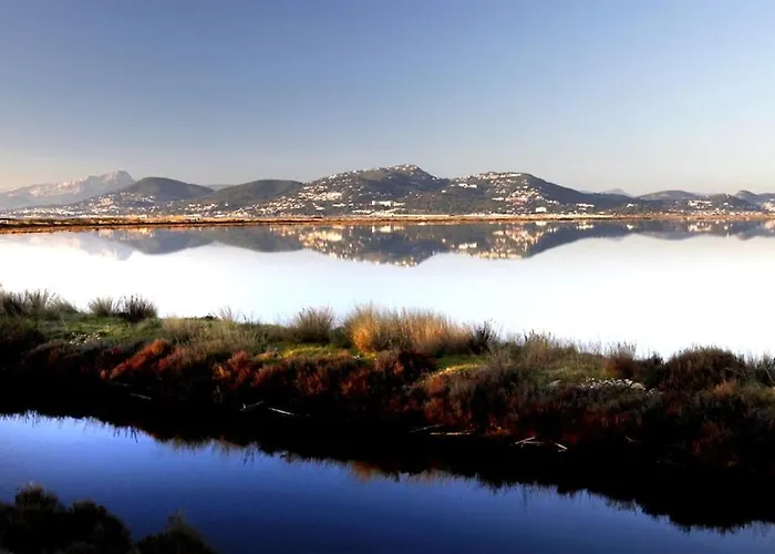 Villa Mas Des îles D'or - Vue Unique, Piscine Chauffée, Jacuzzi, Tennis Hyères