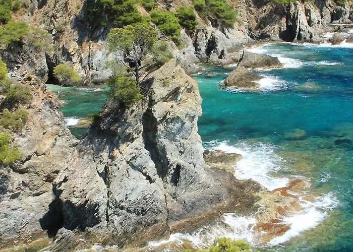 Villa Mas Des îles D'or - Vue Unique, Piscine Chauffée, Jacuzzi, Tennis Hyères